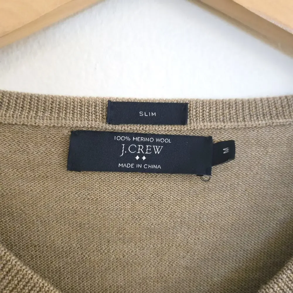 J. Crew Men's Slim Fit 100% Merino Wool V-Neck Sweater Tan M